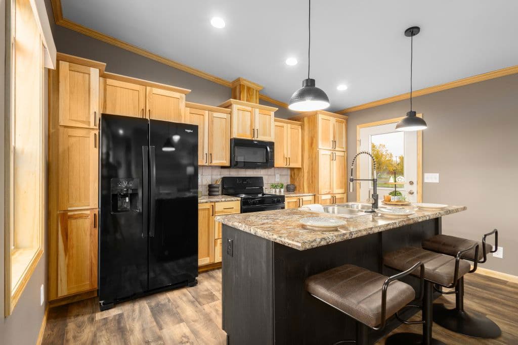 1w1908-v kitchen home features