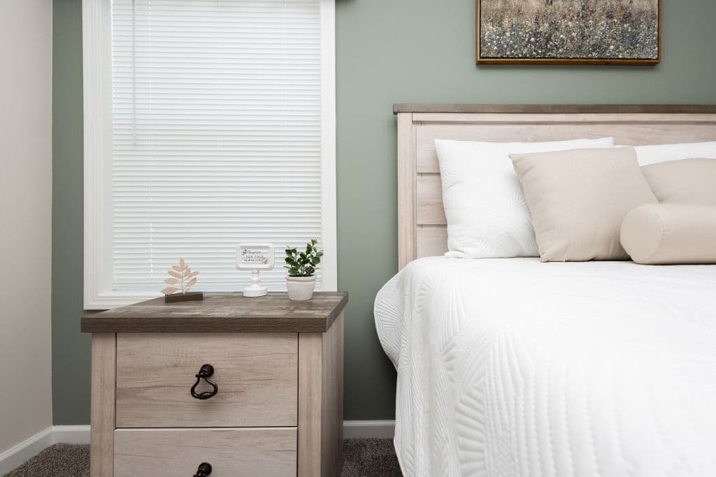 Astro creations ranch 3a2093-p bedroom home features