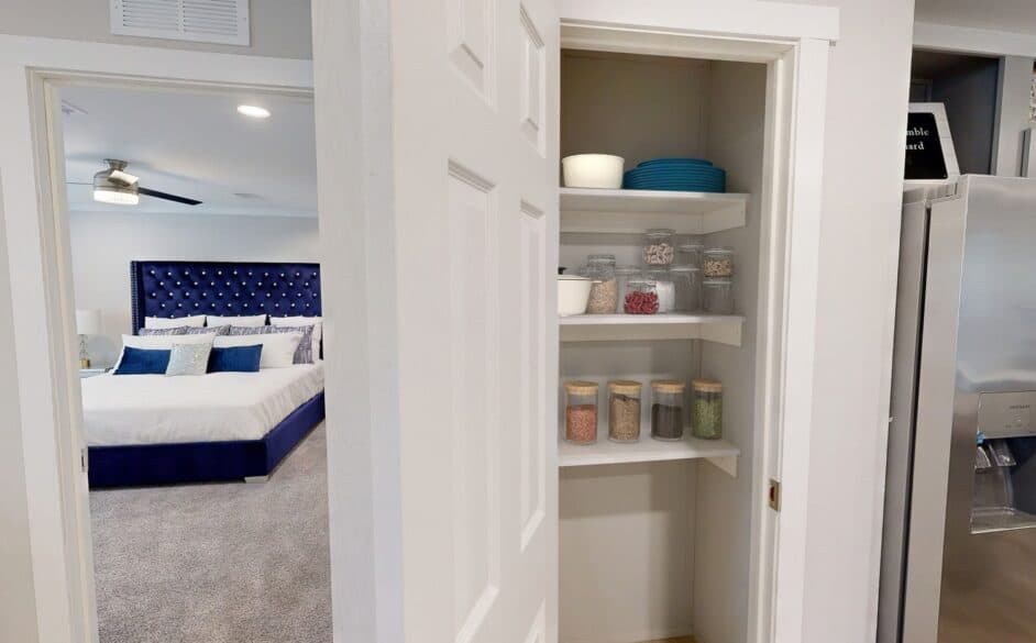 Vaquero t56p interior home features