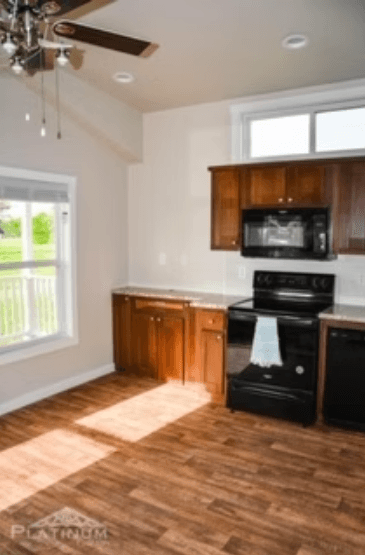 Sparrow kitchen home features