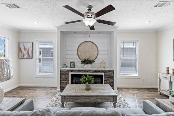 Sanibel interior home features