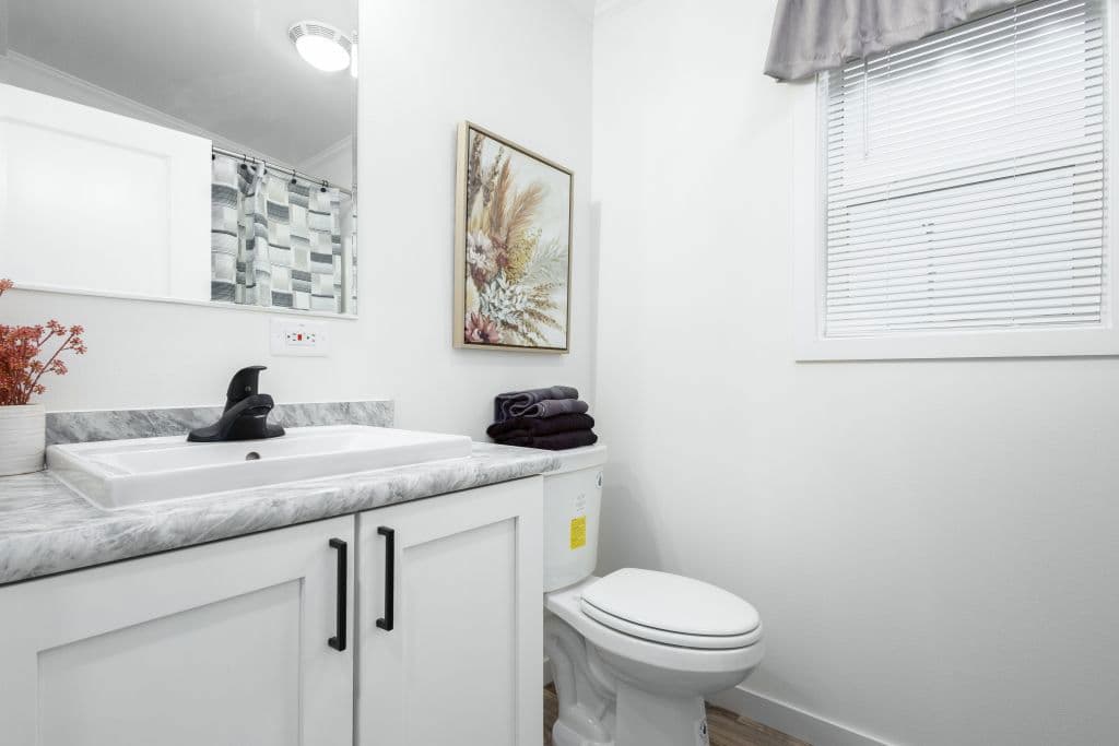 3w1415-p bathroom home features