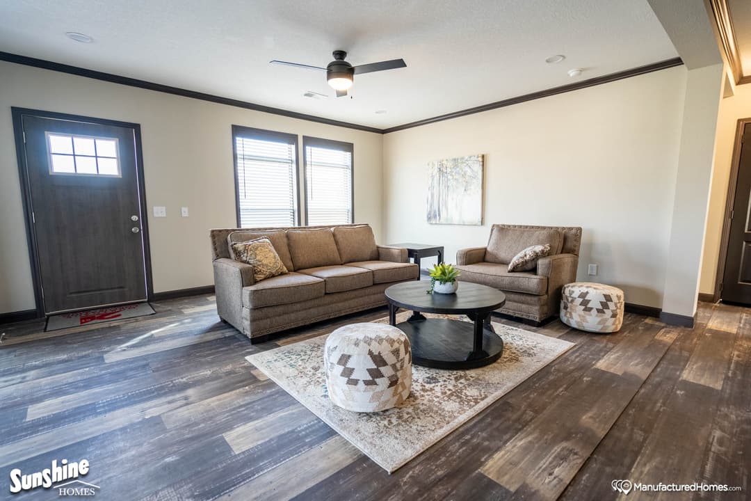 Pri3256-2061 interior home features