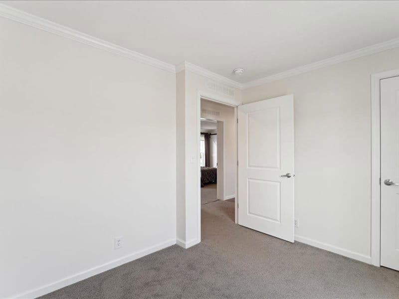 Spectra cs7301 bedroom home features