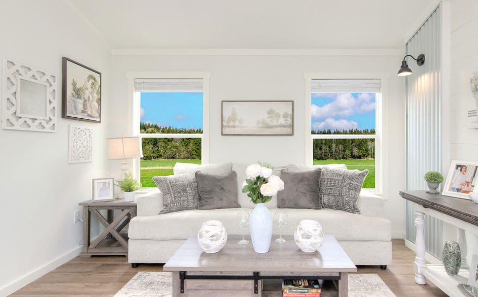 Opal 5663 interior home features