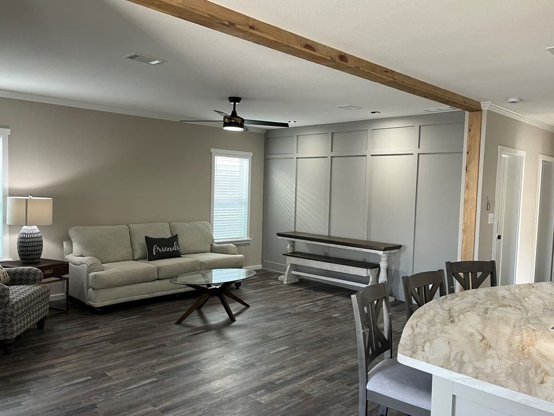 Alexa 28522a interior home features