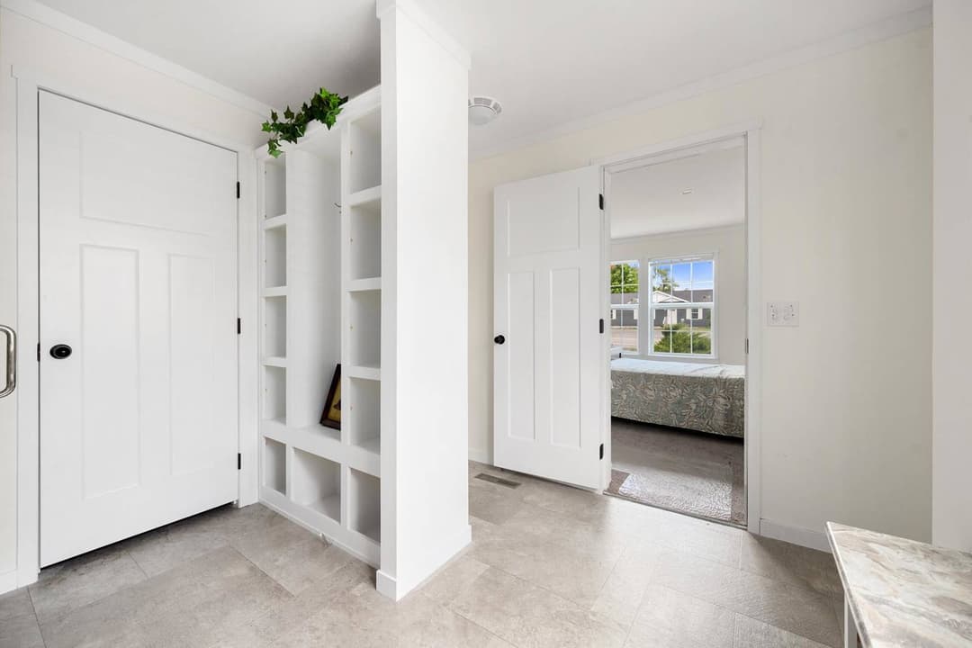 East point - elevate 52 bathroom home features