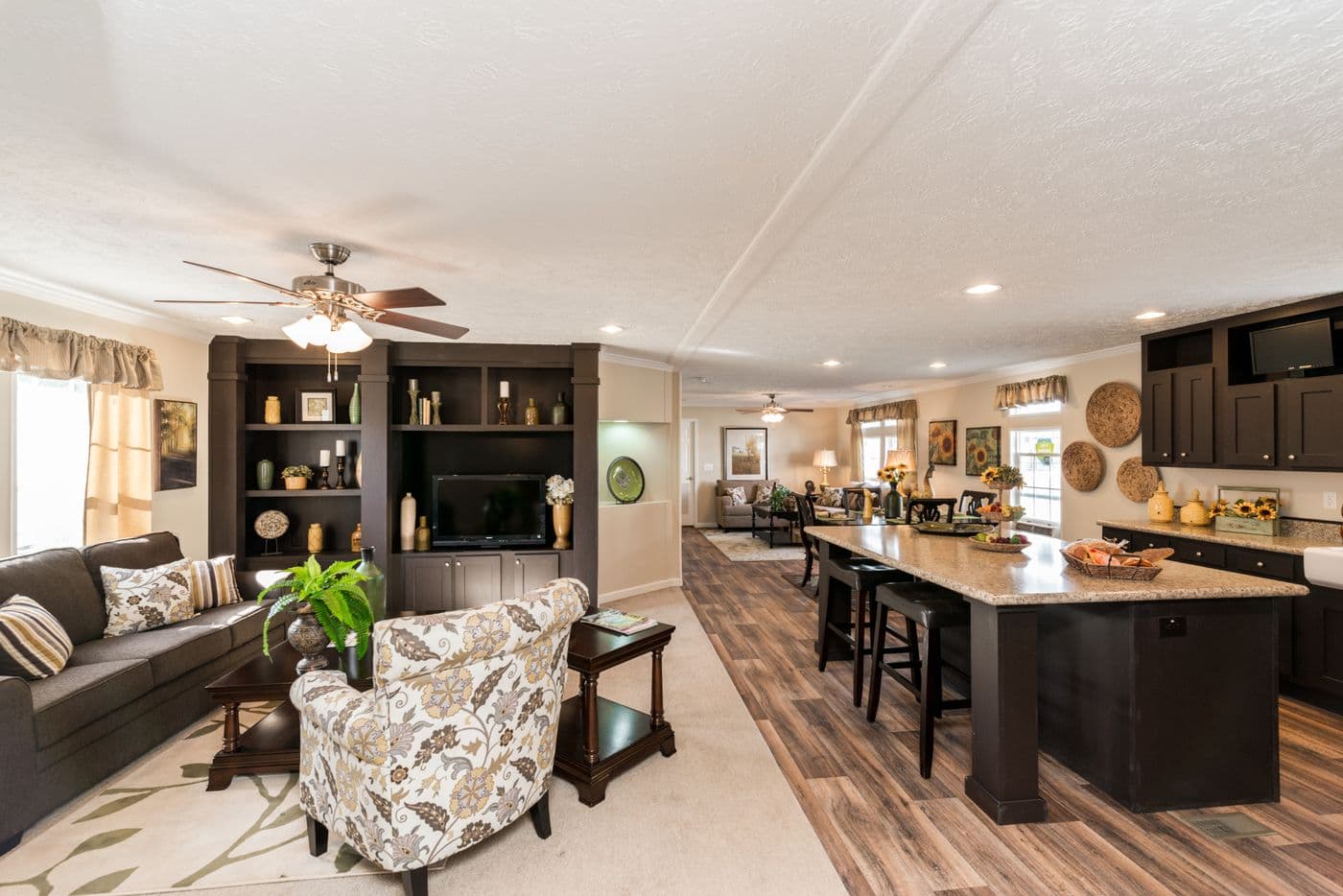 The elite 60 interior home features