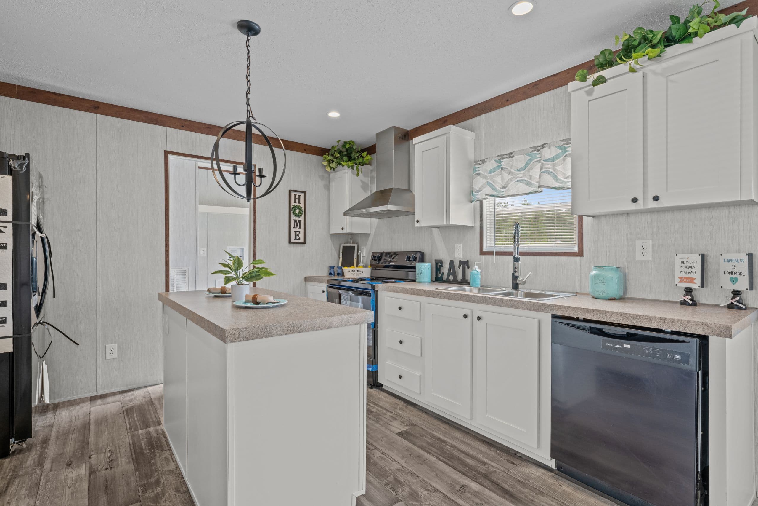 Trenton kitchen home features