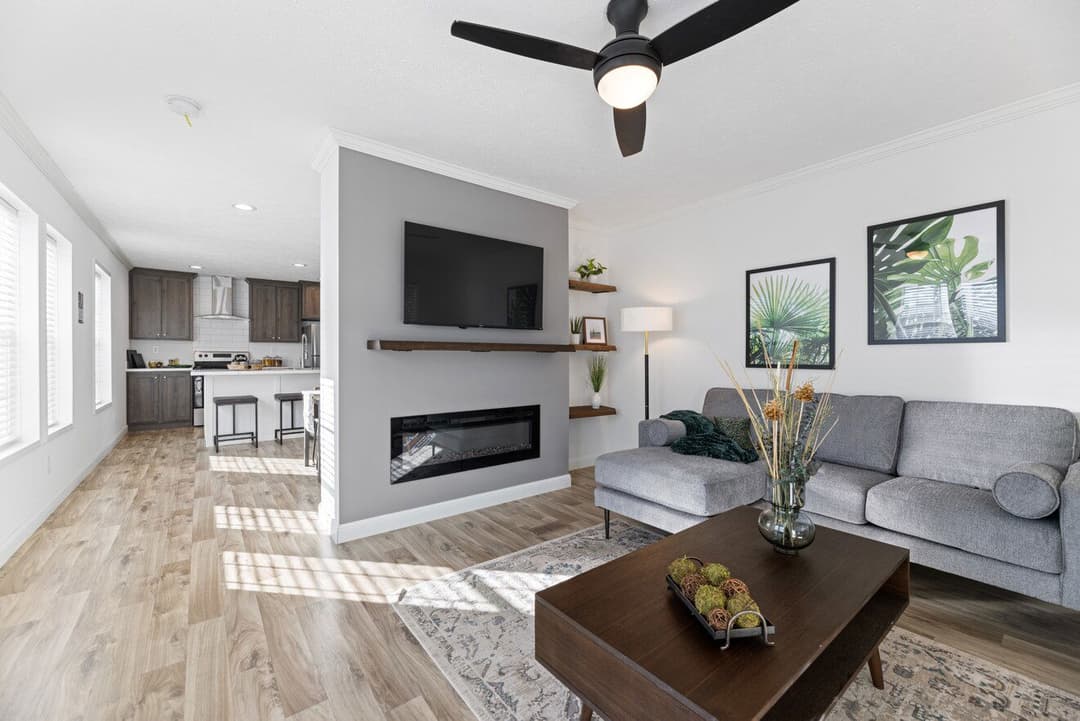 The sugar run duplex interior home features