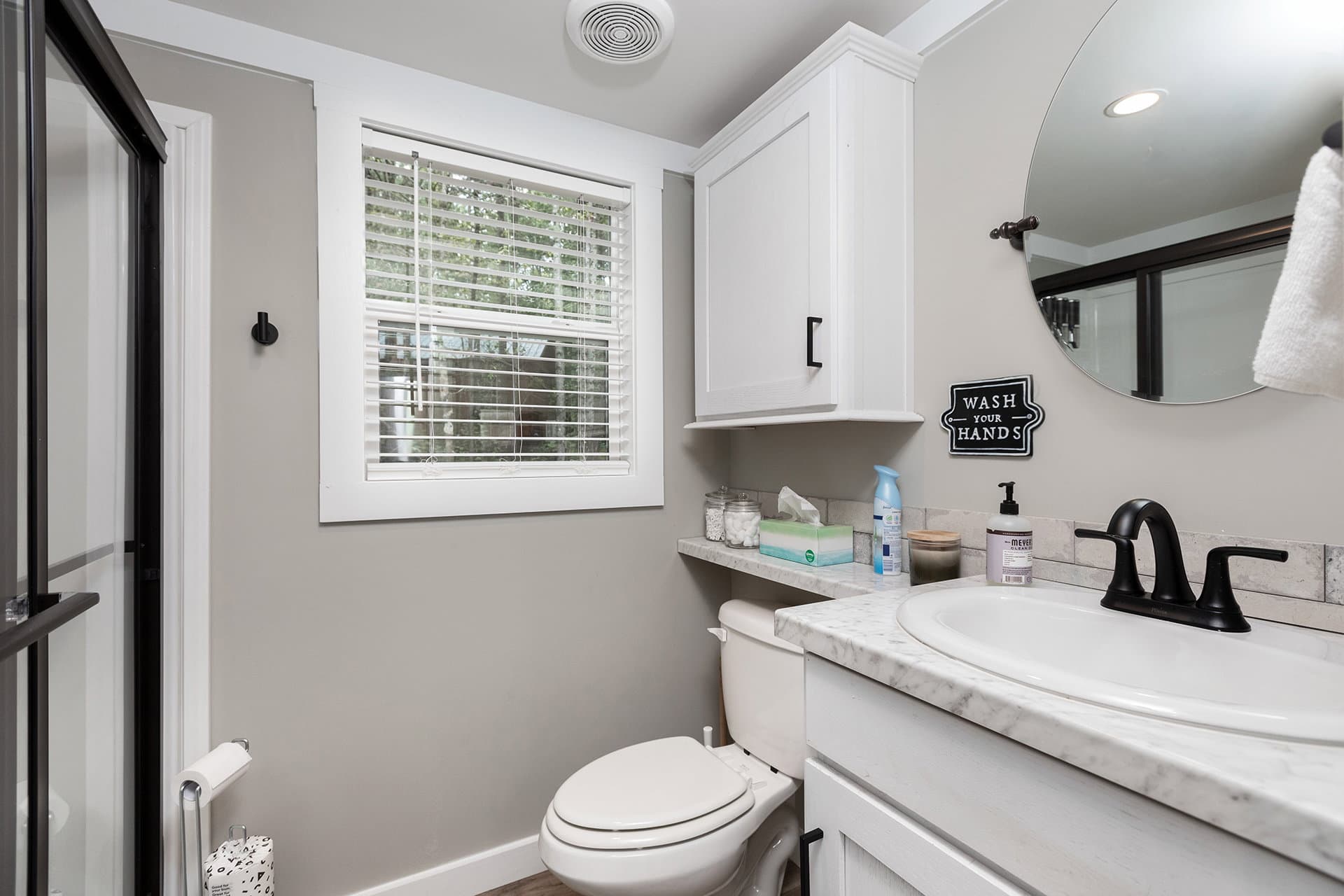 Coldwater bathroom home features