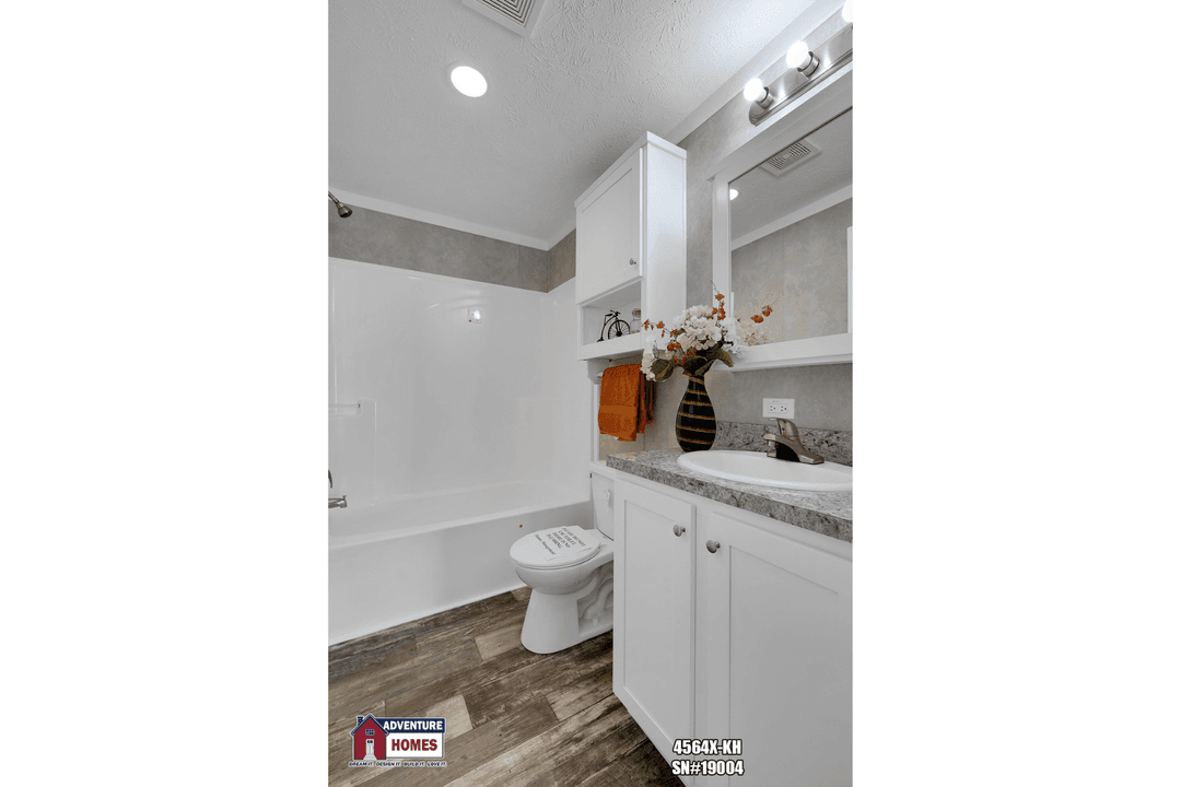 4564x-kh bathroom home features