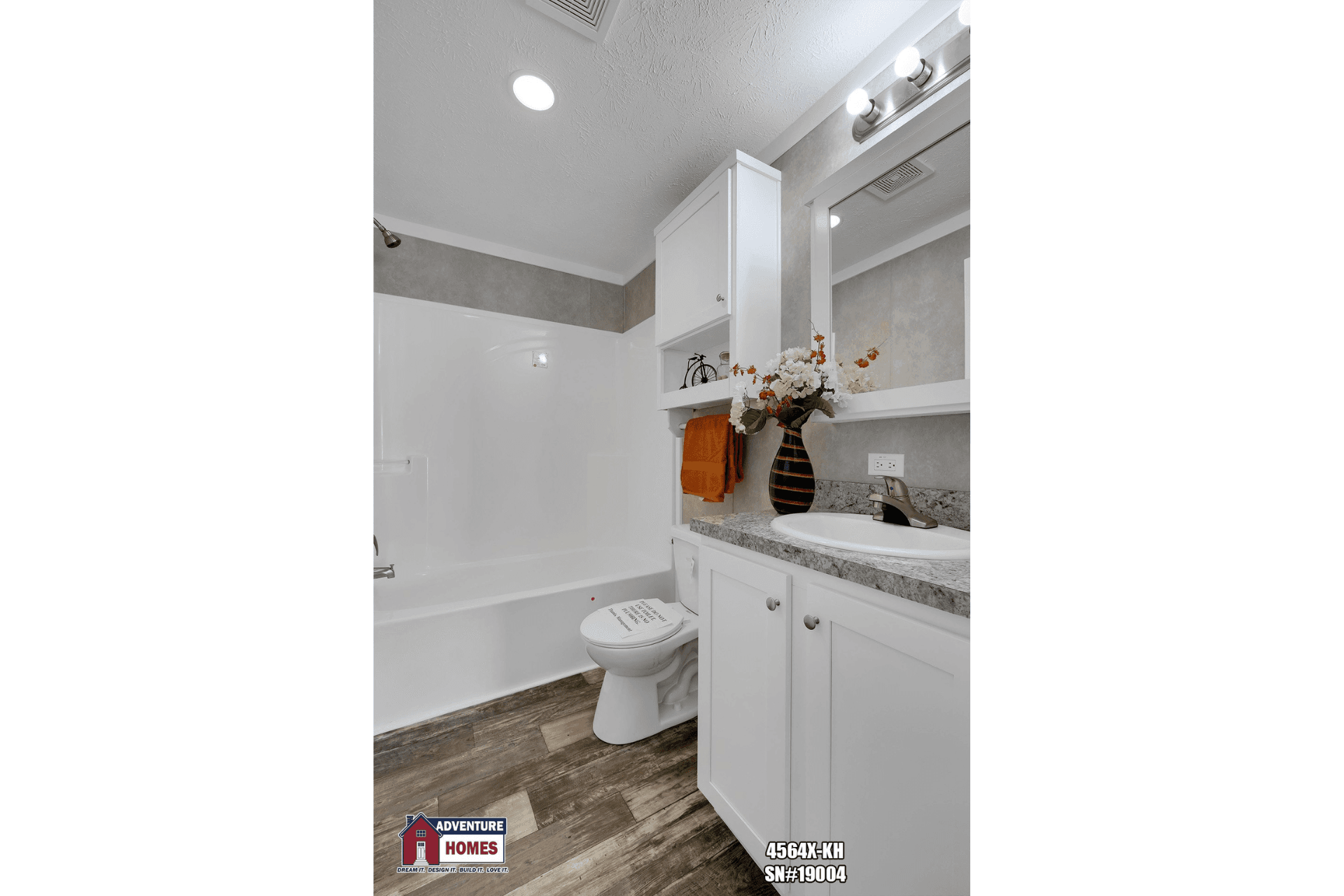 4564x-kh bathroom home features