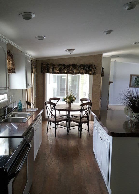 Ken and barbie 2864 with optional kitchen interior home features