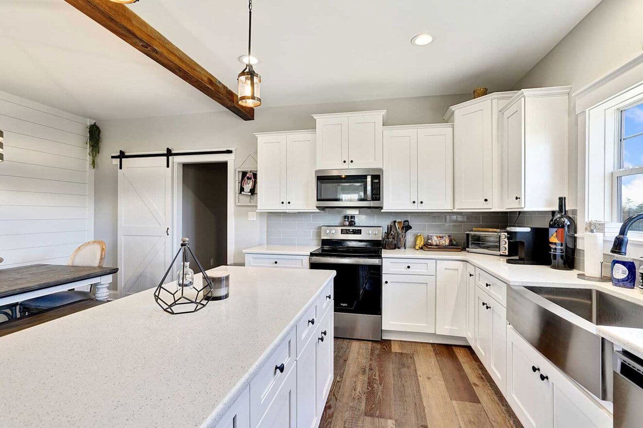 Farmhouse ii cape kitchen home features
