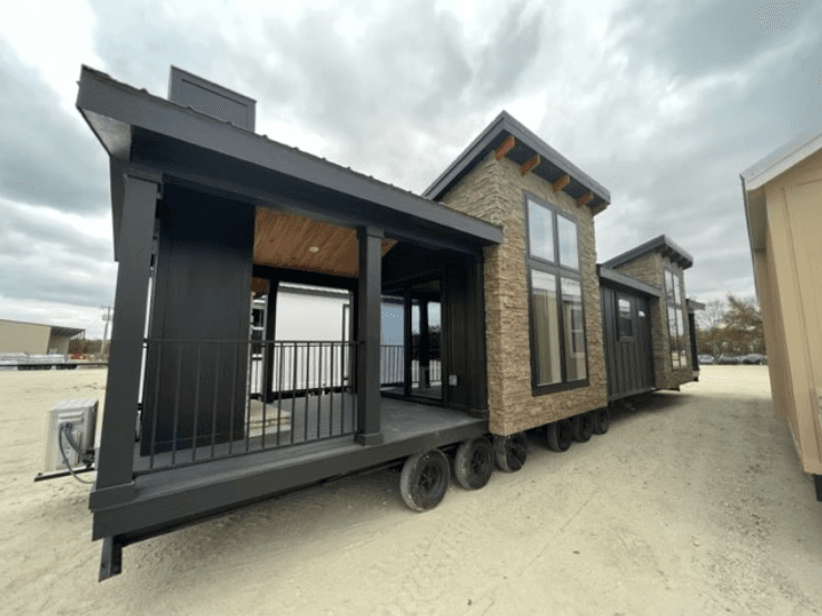 Redbird elevation and exterior home features