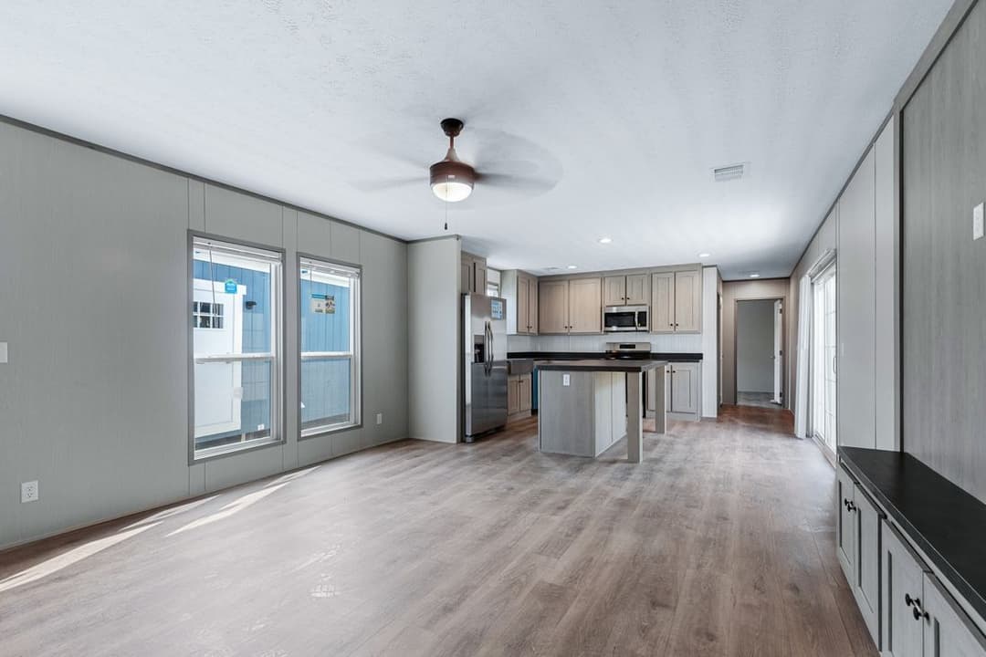 Resolution 16763h interior home features