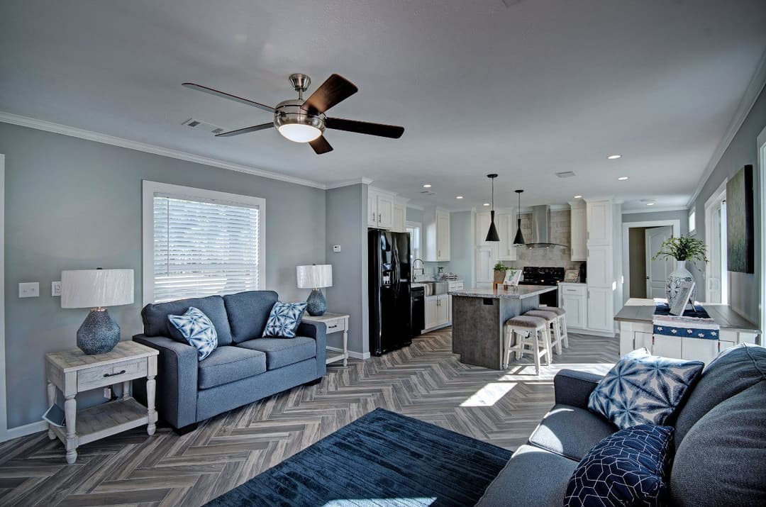 Ashbank interior home features