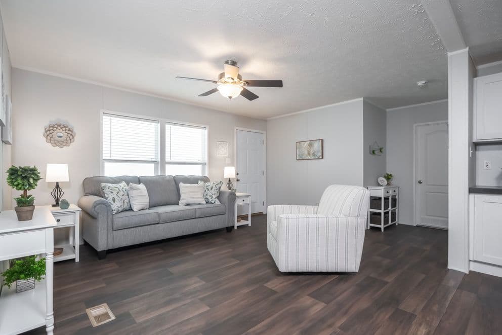 The eagle 48 interior home features