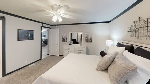 Jewel | 0603d bedroom home features