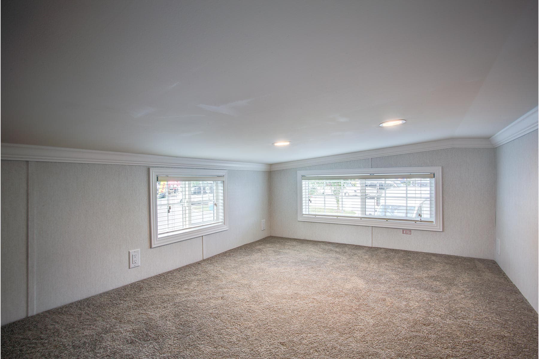 Shore park 4110l interior home features