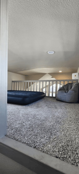 Bayside bedroom home features