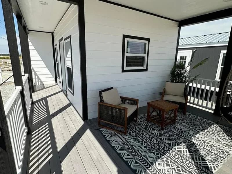 The lanny exterior home features
