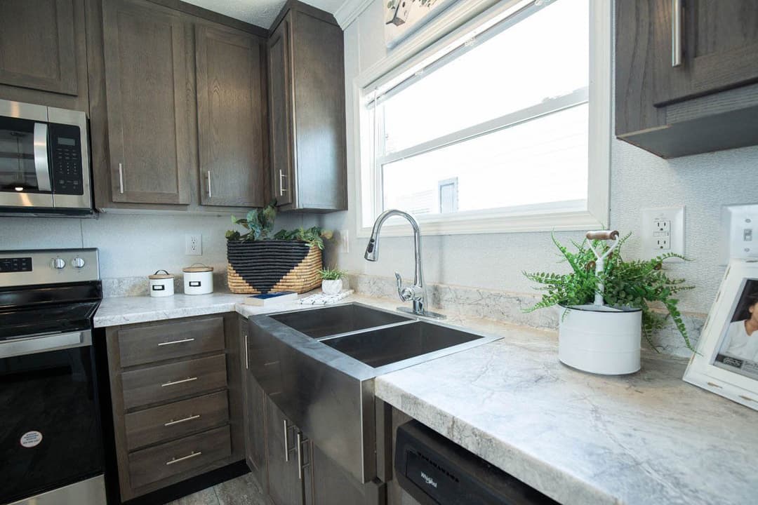 Eva kitchen home features