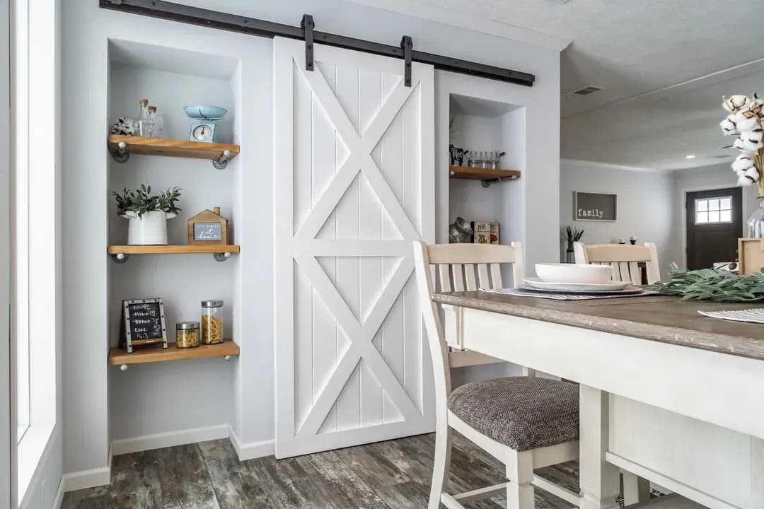 The leahy interior home features