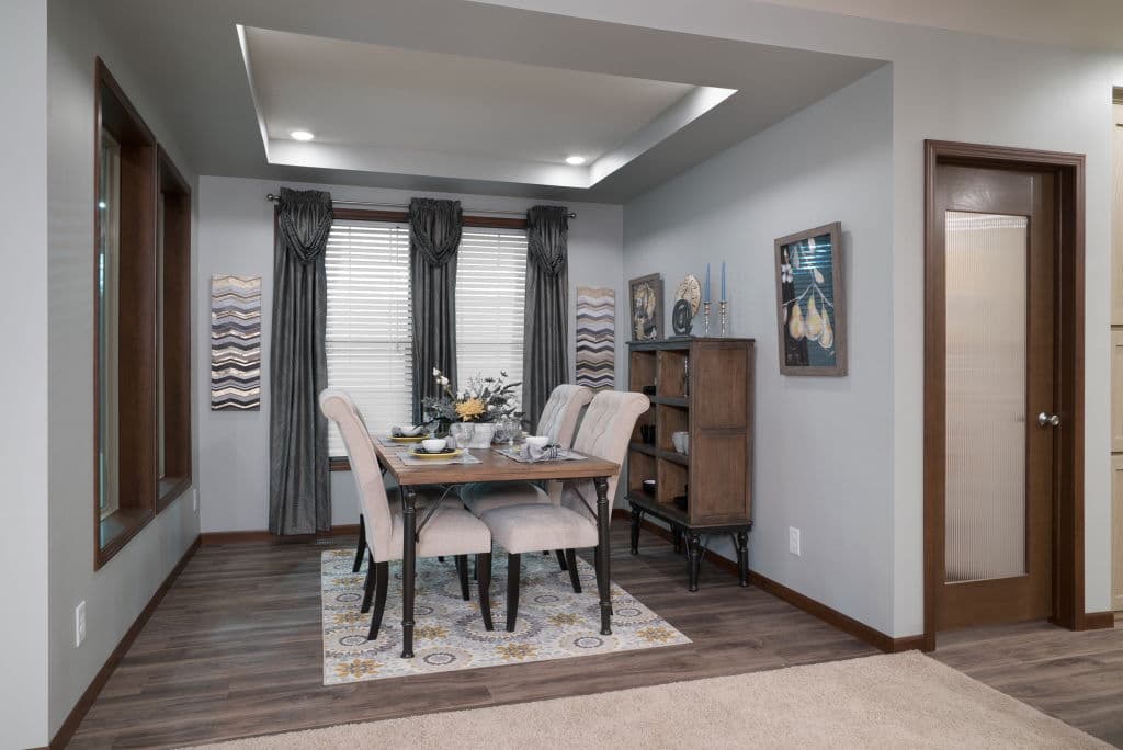 Ultra 3 interior home features