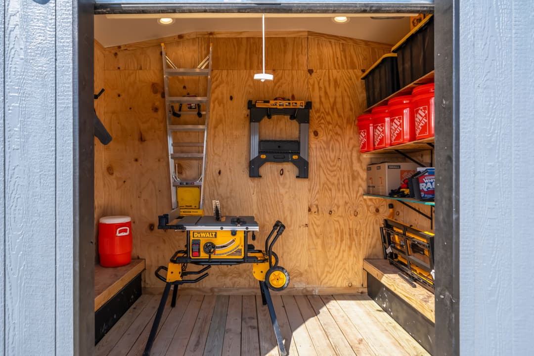 Singlewide h-16×72-32d shed exterior home features