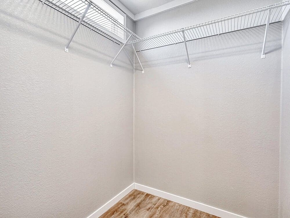 The fiesta 2.0 interior home features