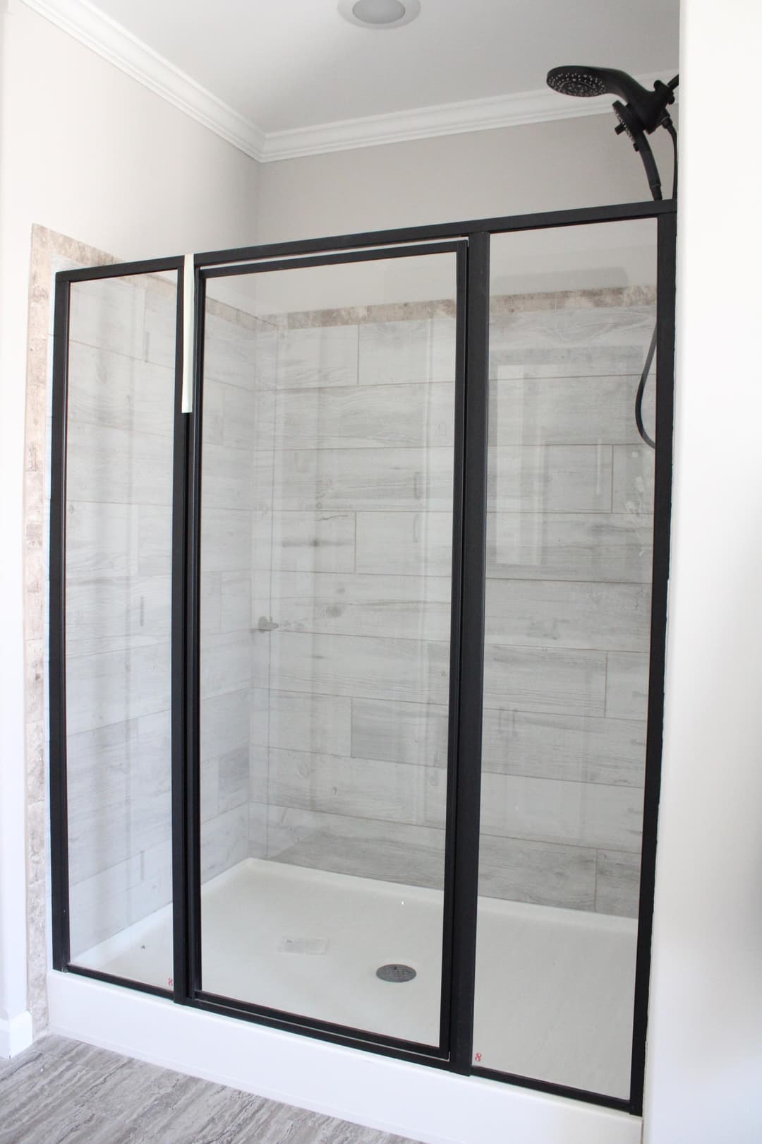 The woodside bathroom home features