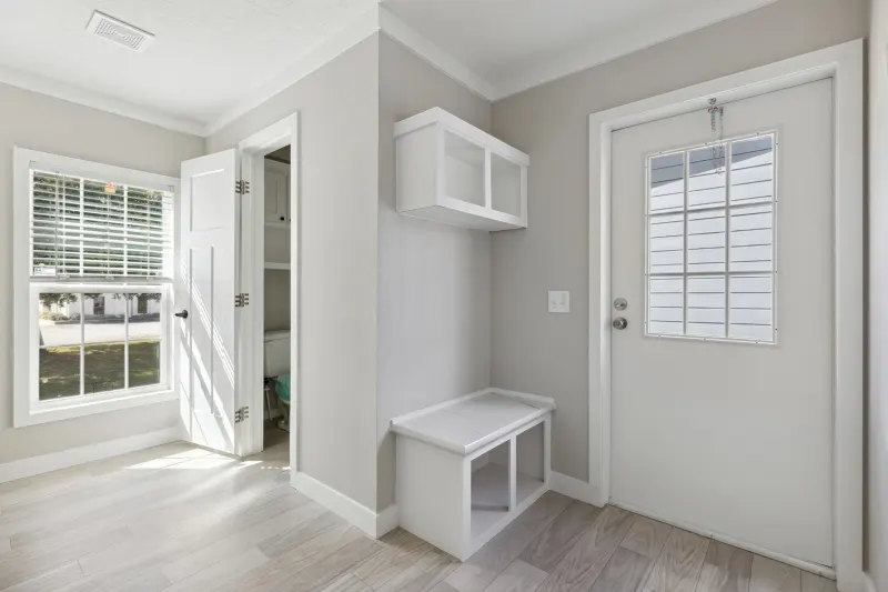 Liberty 2860459 interior home features