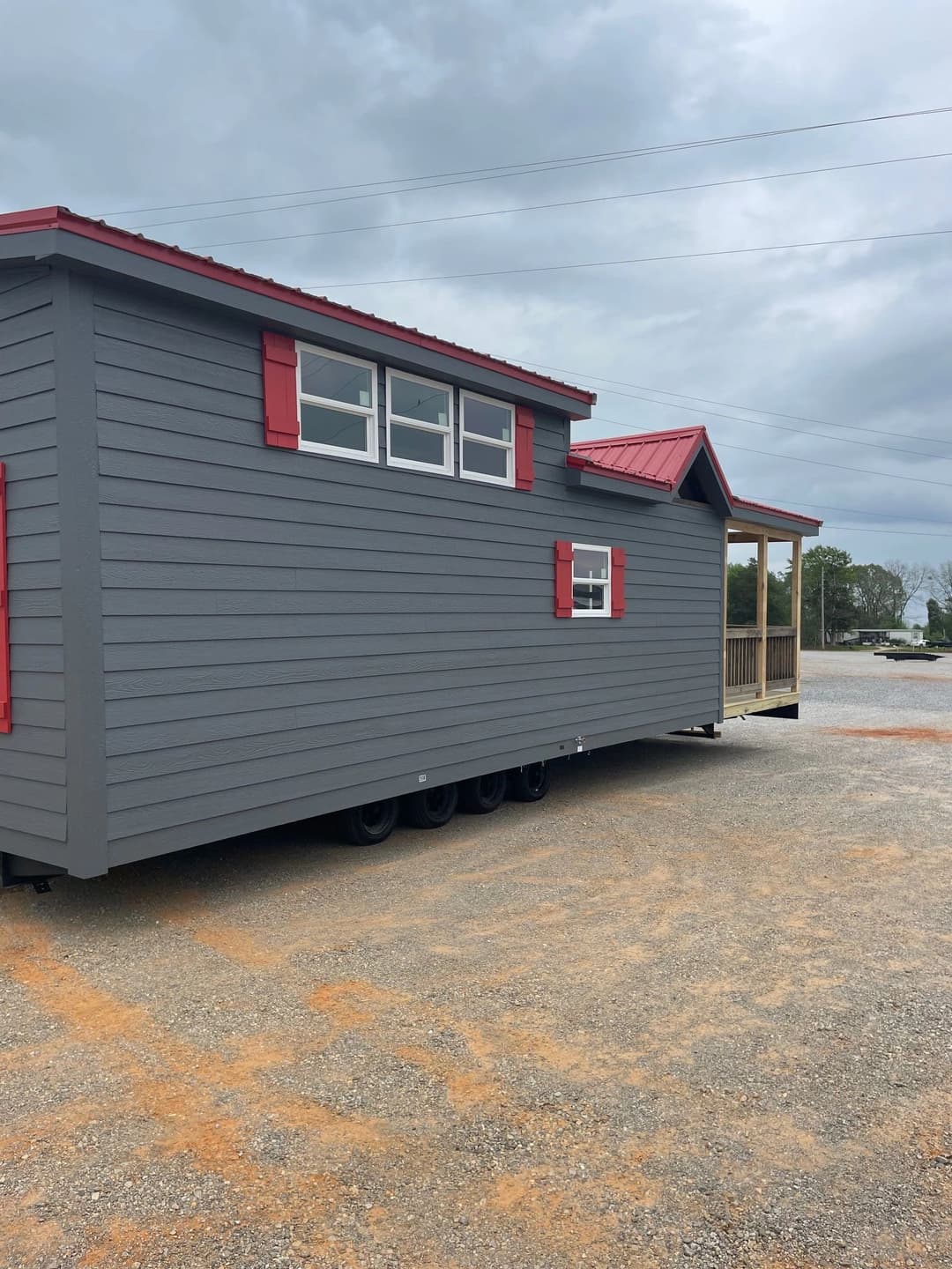 Evergreen cottage | 4b 105 exterior home features