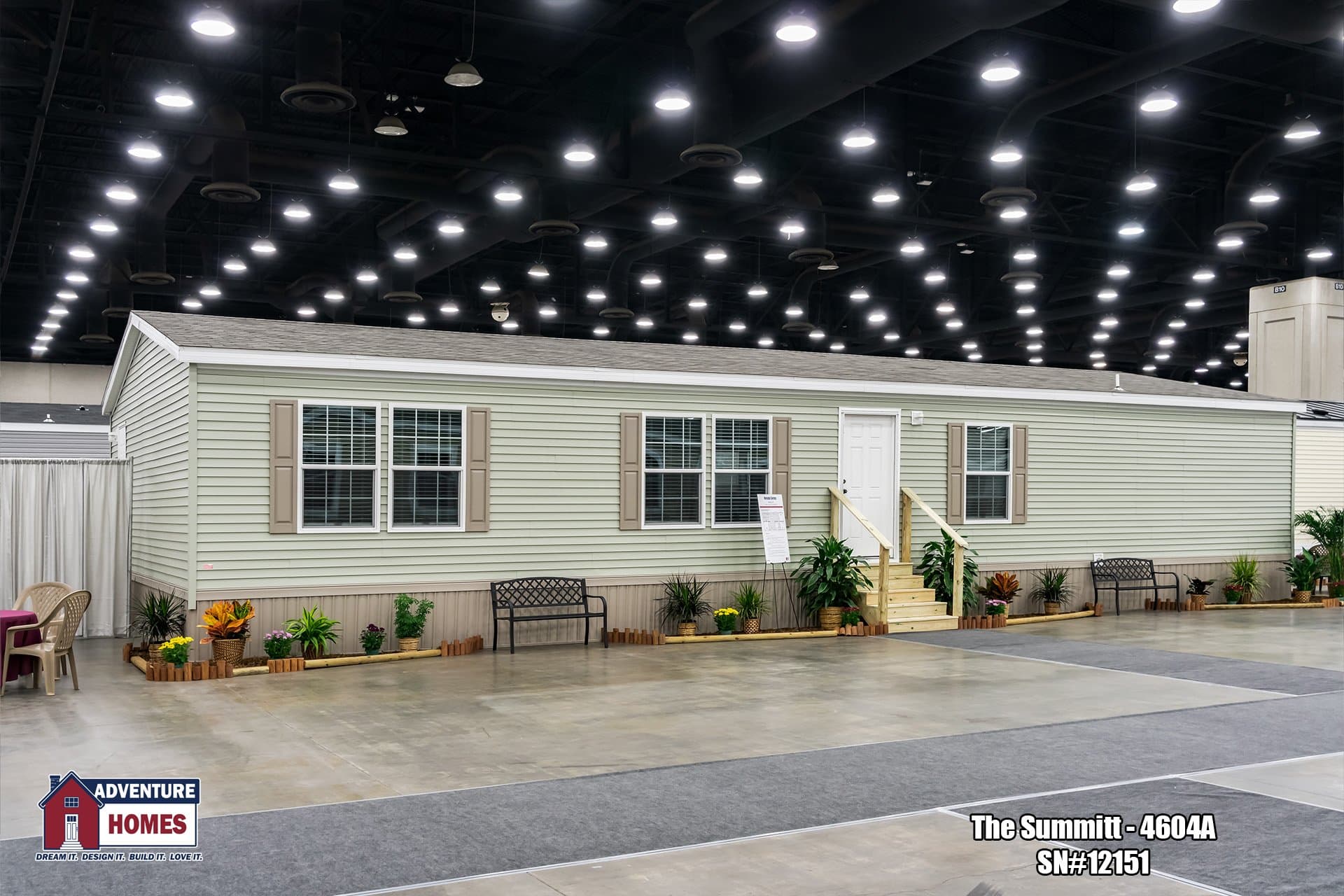 Summitt | 4604a hero, elevation, and exterior home features