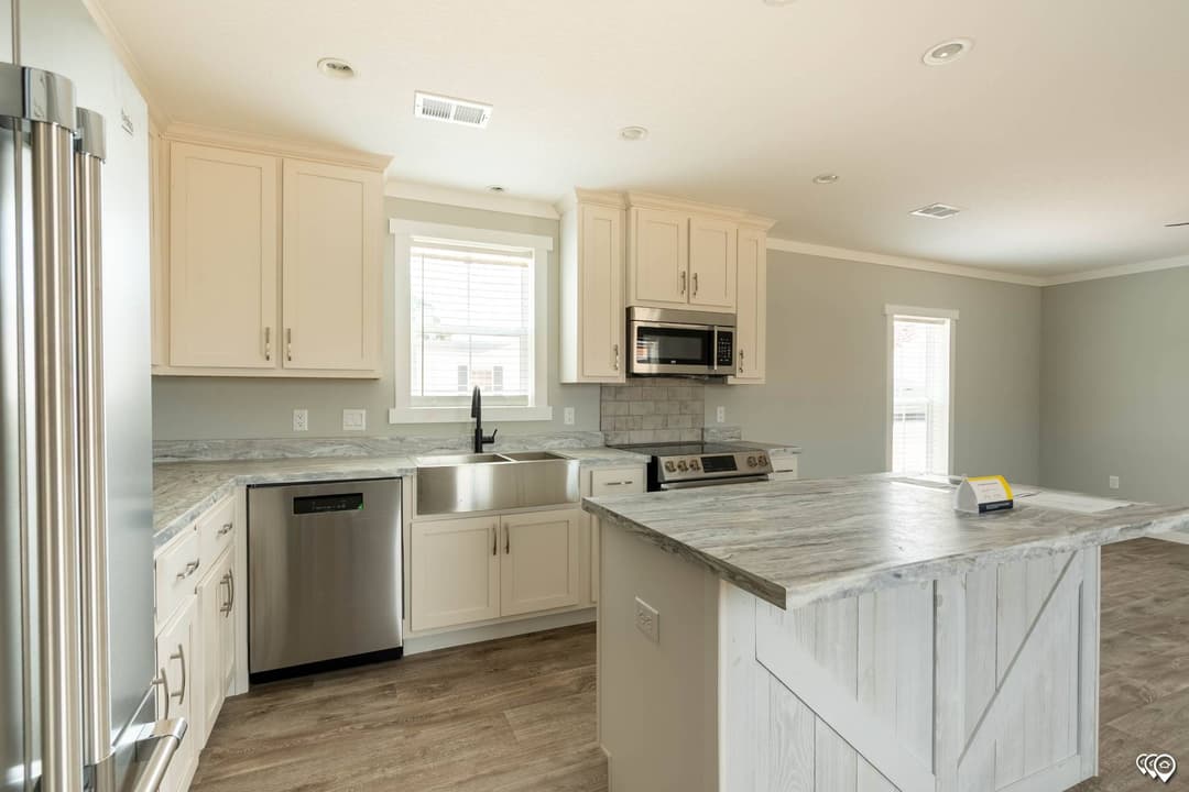 Chc1680-104 kitchen home features