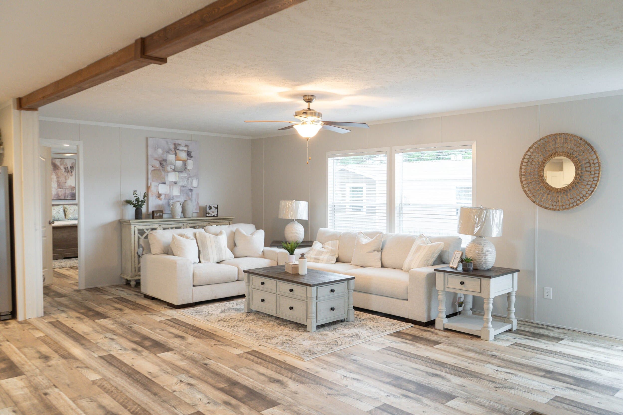 Big sky interior home features