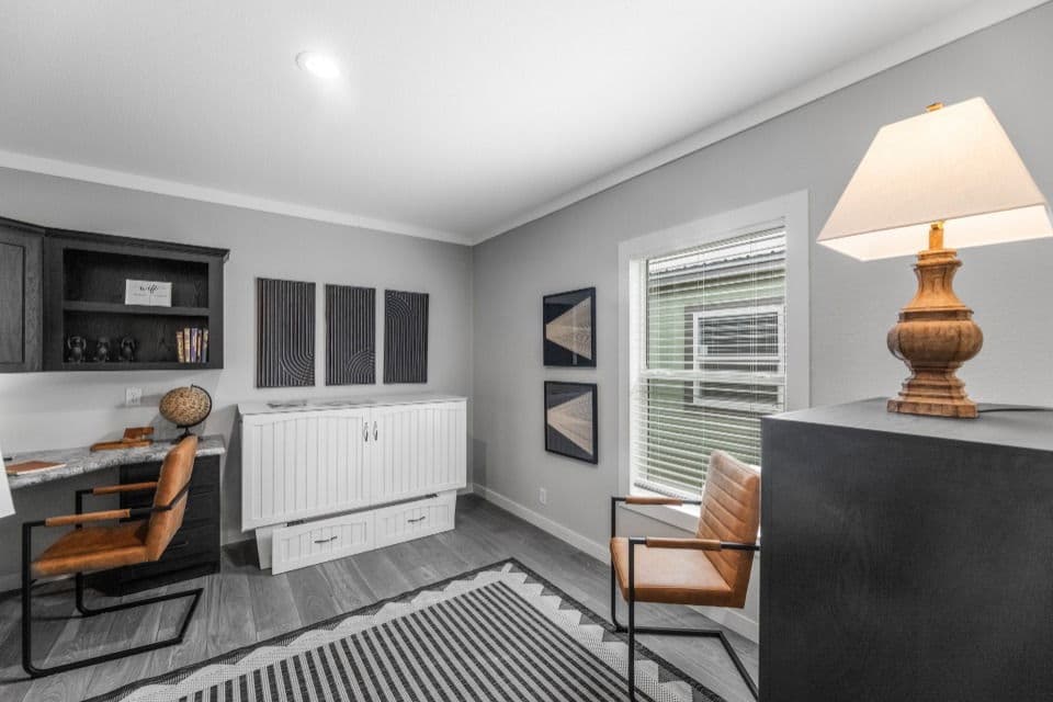 Apex 32763x interior home features