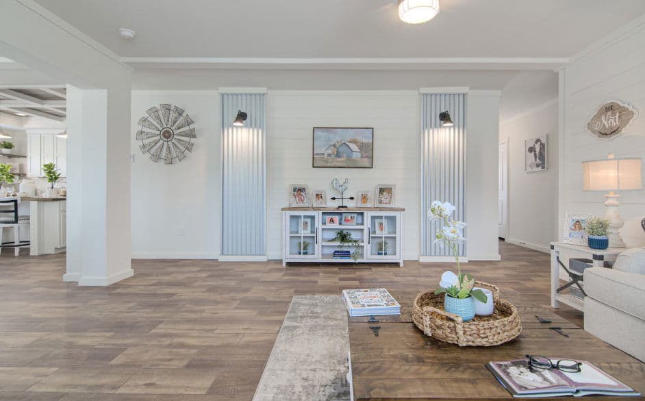 Pearl 6380 interior home features