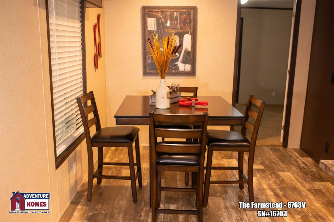 Farmstead | 6763v interior home features