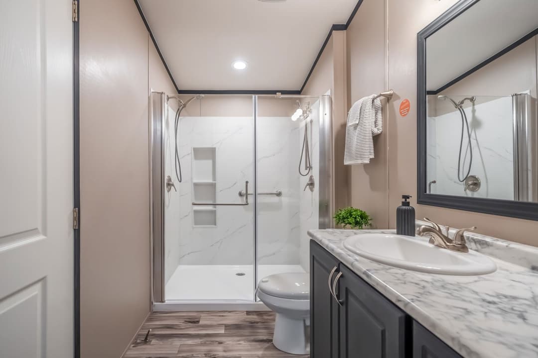 Singlewide h-16×72-32d shed bathroom home features