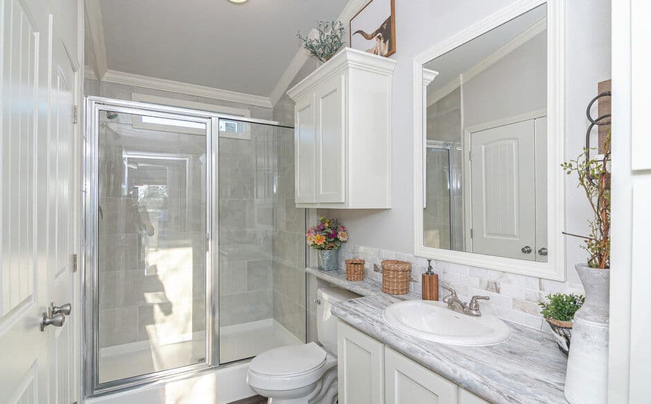 Mockingbird d50ep8 bathroom home features