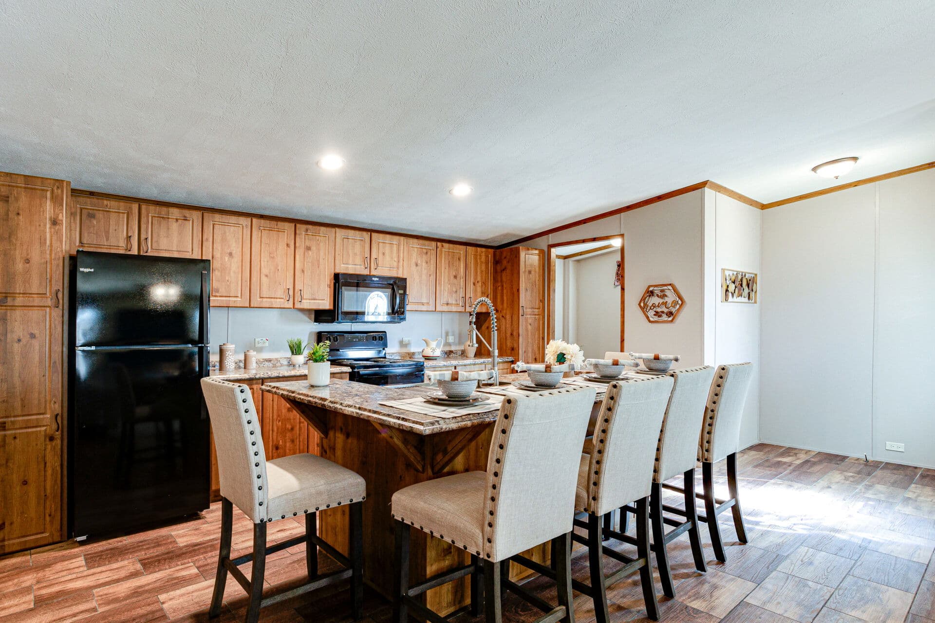 Doublewide s-28×56-32flp kitchen home features