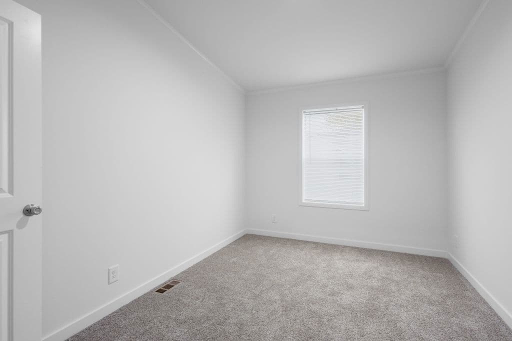 3w1415-p bedroom home features