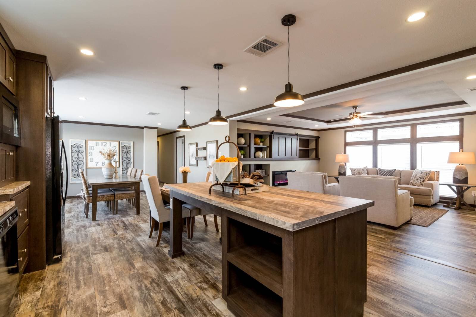 Titan extreme 3272c kitchen home features