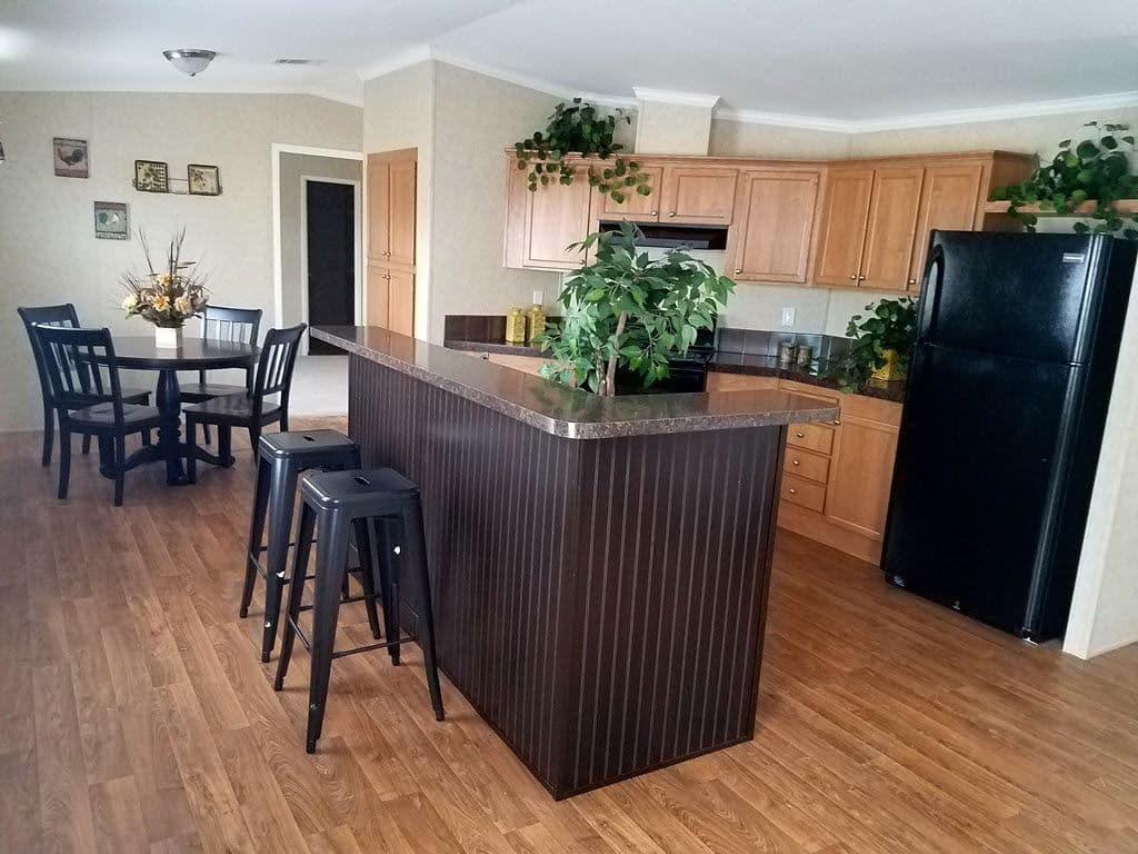 Mallory kitchen and hero home features