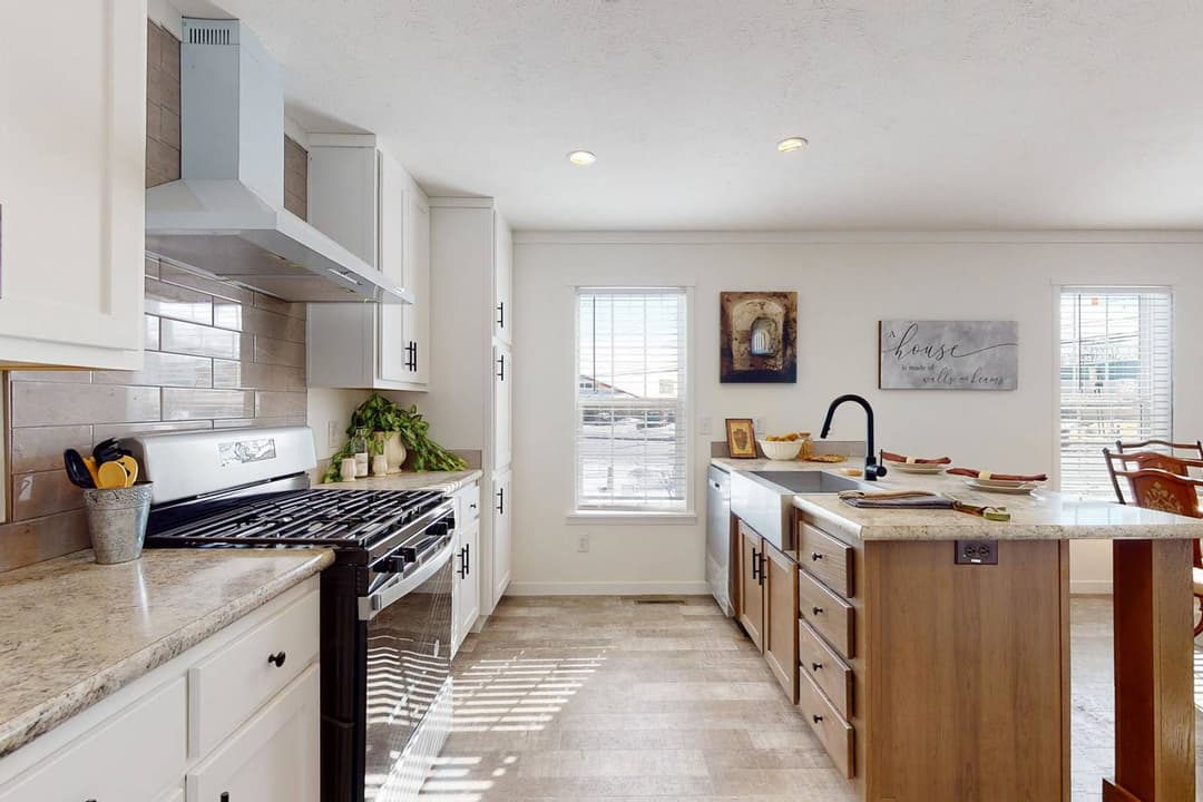 East point - intrigue kitchen home features