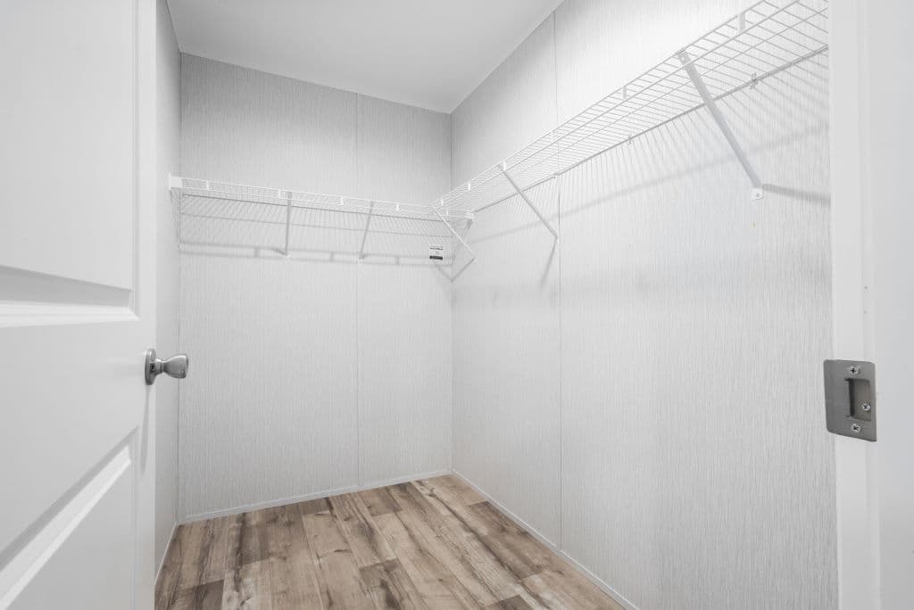 Blazer select ts1043-v interior home features