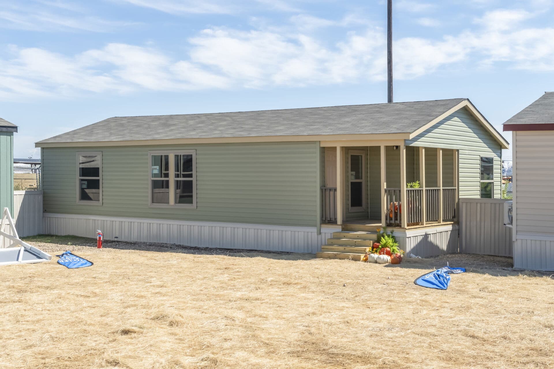 Doublewide s-24×48-22np elevation and exterior home features